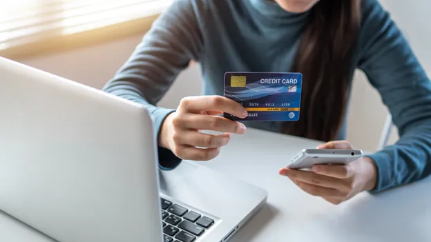 Credit Card Mistakes That Cost You More Than You Think Each Year - latest 1
